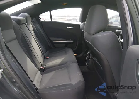 2016 Dodge Charger Sxt z USA, uszkodzony, nr VIN 2C3CDXHG3GH330365